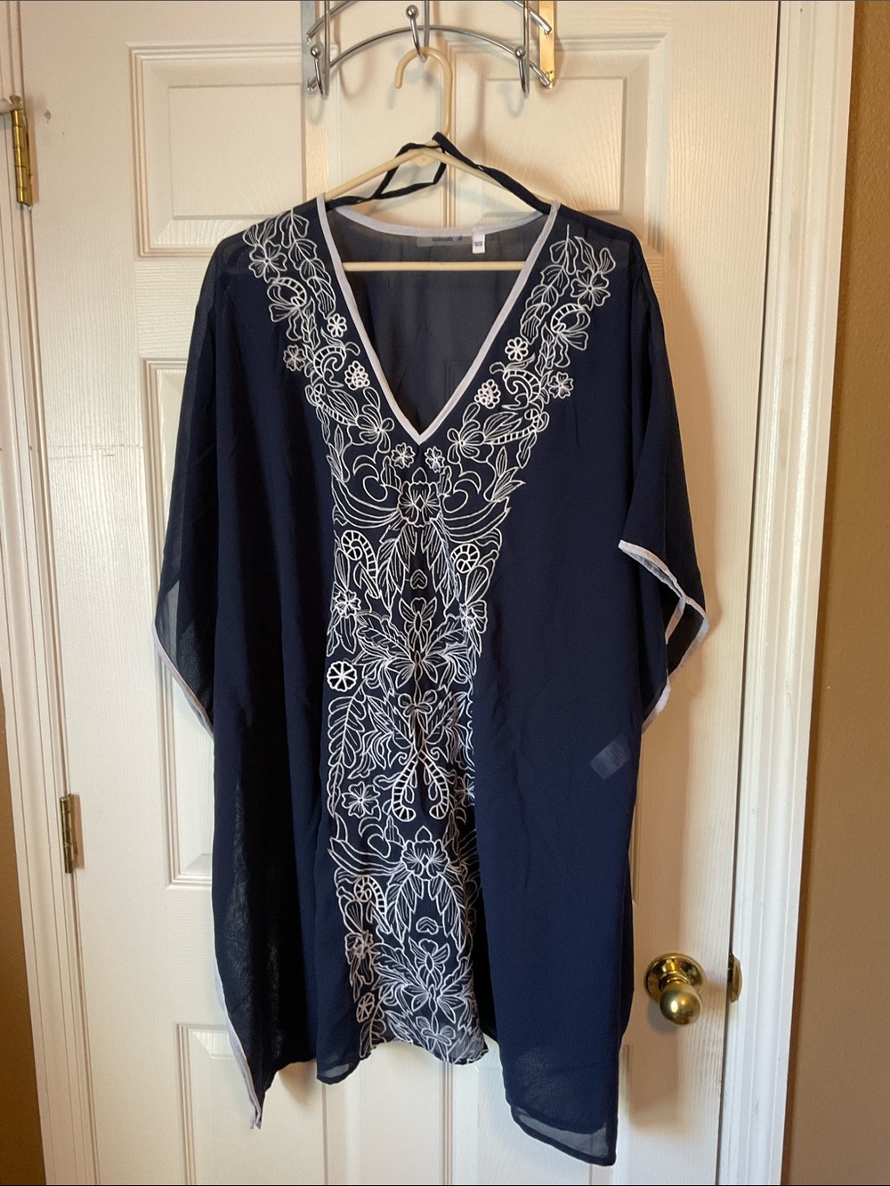 Swimsuit for All Women's V-Neck Center Embroidered Swim Coverup Plus Size 18-20